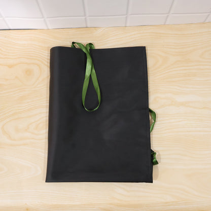 Live photo of adjustable kitchen cooking apron