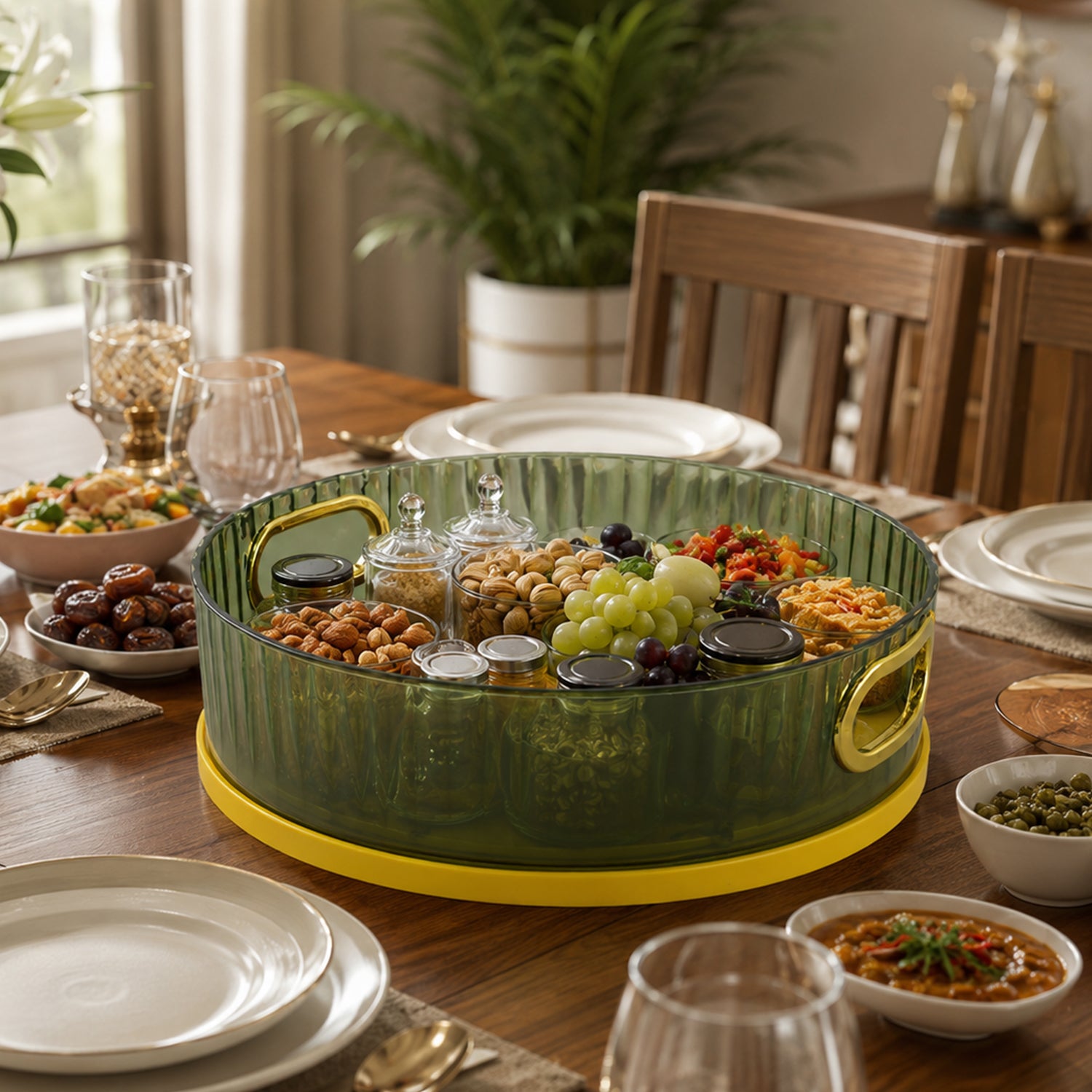 Plastic round rotating storage basket tray - image 3