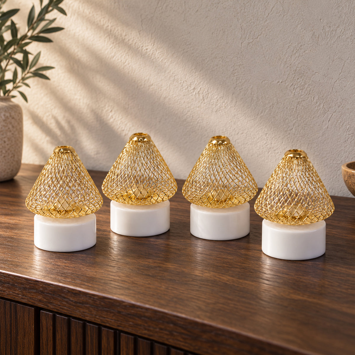 Antique style golden LED tealight lamps - unlit lamp set