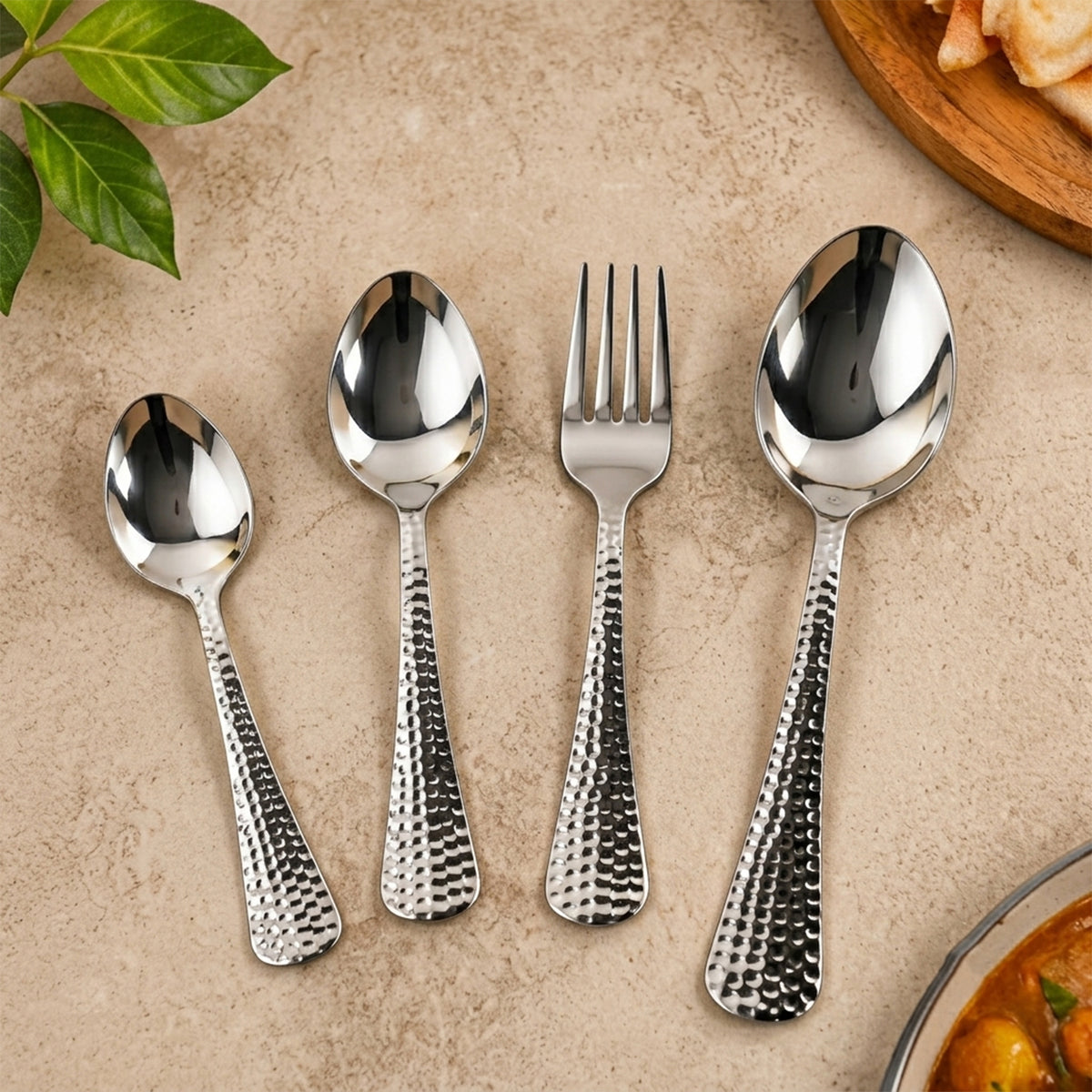Hammered stainless steel cutlery set with metal stand 7