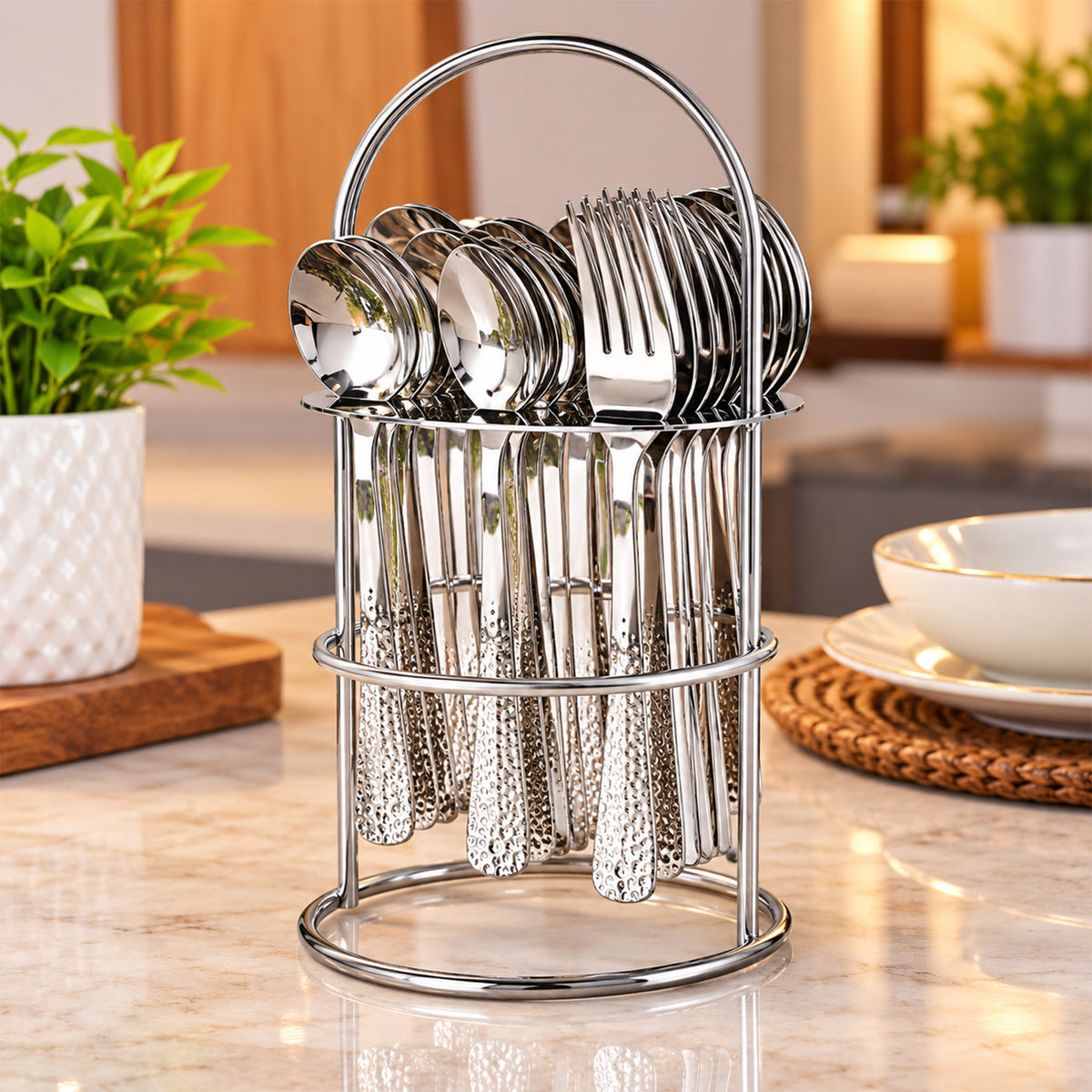 Hammered stainless steel cutlery set with metal stand 9