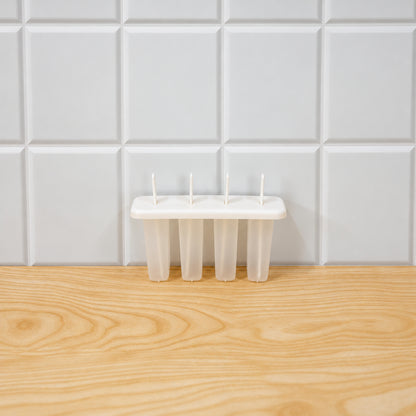 Reusable four cavity popsicle mould with lid and removable sticks 08