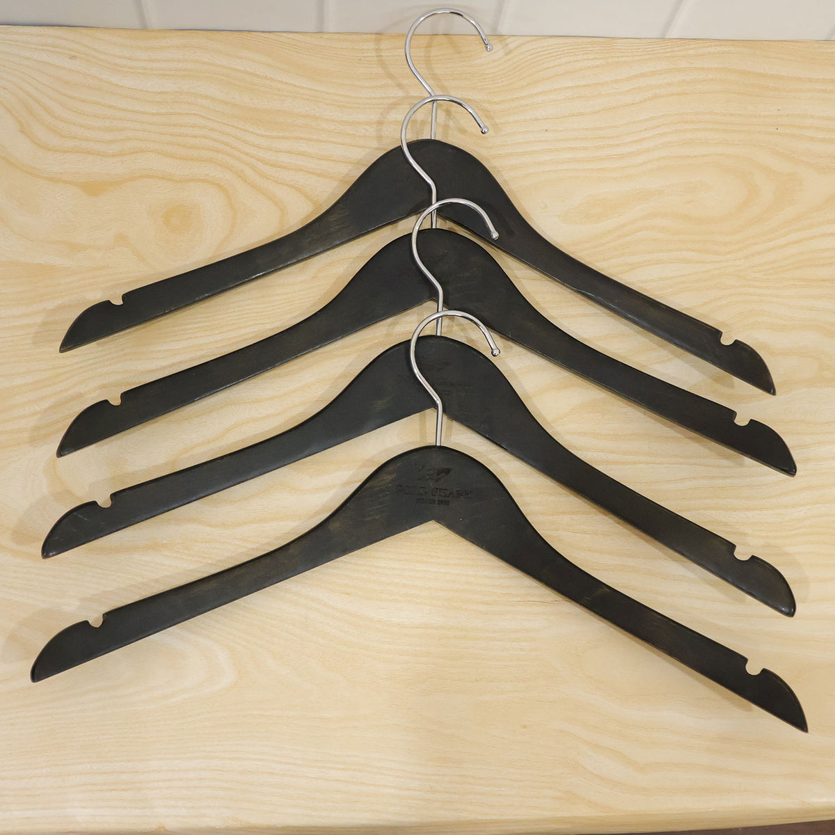 Clothes hangers with metal hooks - actual product