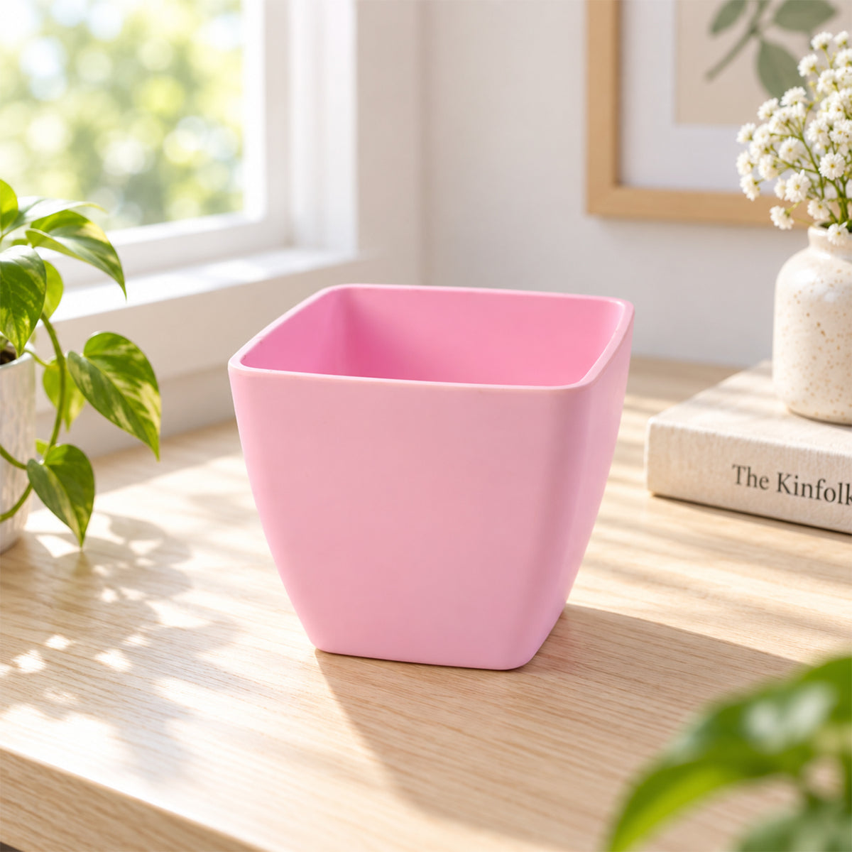 Empty decorative flower pot
