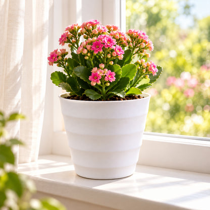 Decorative ribbed plastic flower pot - view 3