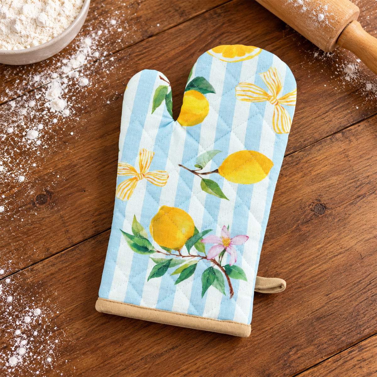 Lemon print quilted oven hand glove - baking counter display