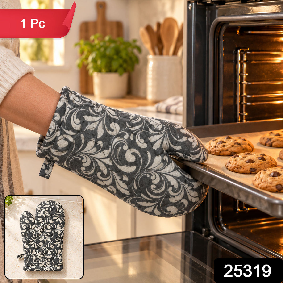 Floral quilted oven hand glove - SKU photo