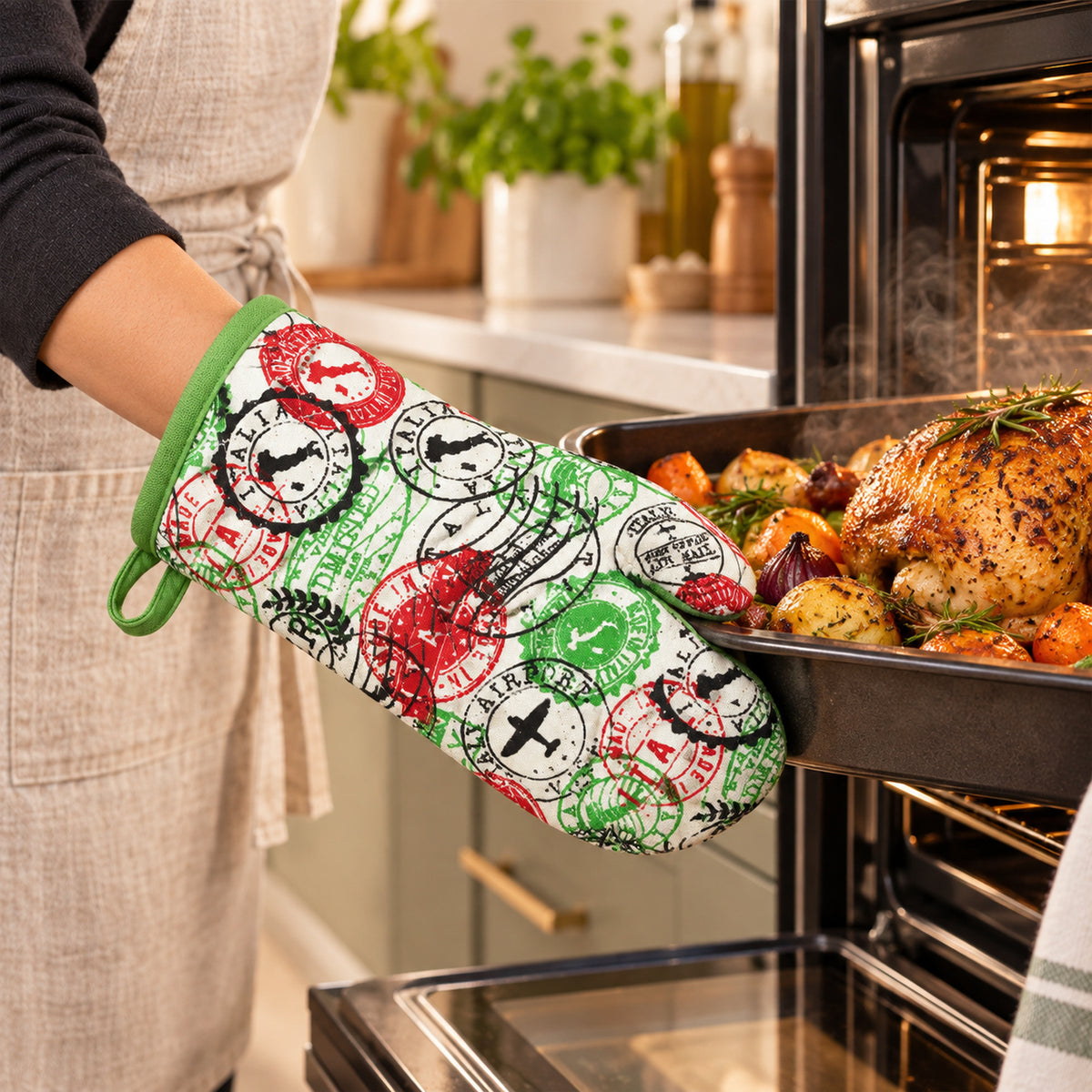 Travel stamp print quilted oven hand glove - baking tray handling