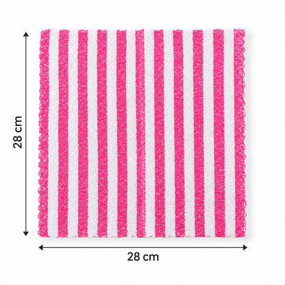 Microfiber cleaning cloth with dimensions 28x28 cm shown