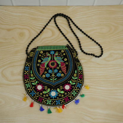 Traditional purse carrying use