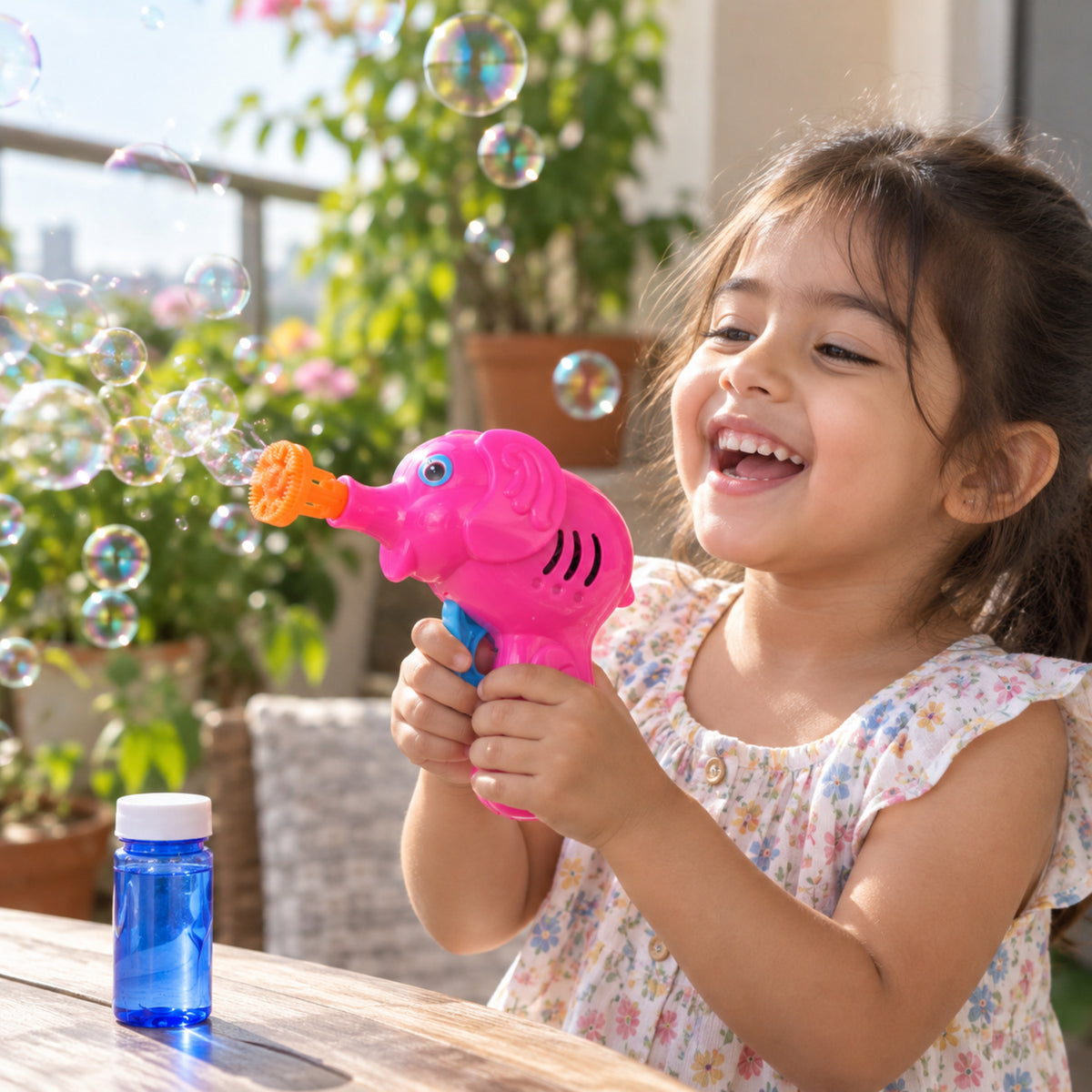 Elephant bubble gun toy with solution 07