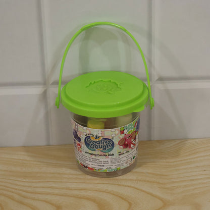 Creative modelling dough bucket with cutters actual product