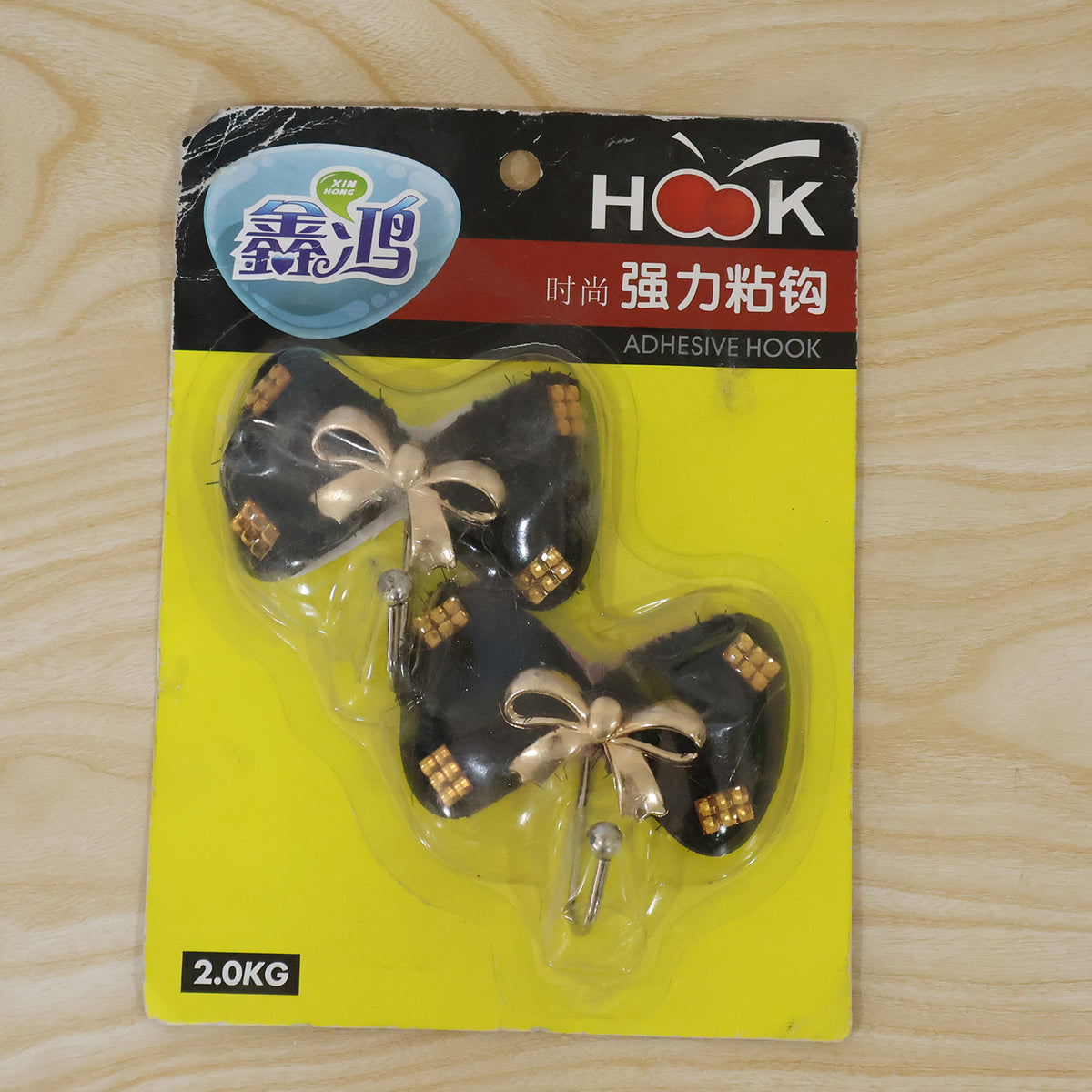 Decorative bow adhesive wall hooks - actual card packing