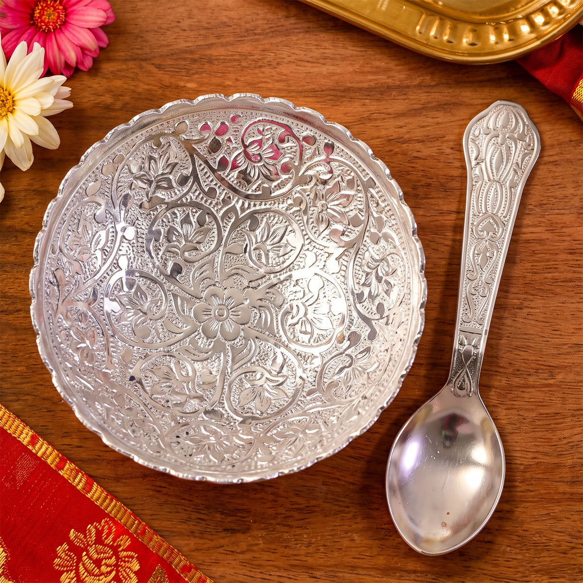Silver finish floral serving bowl with spoon and velvet box 09