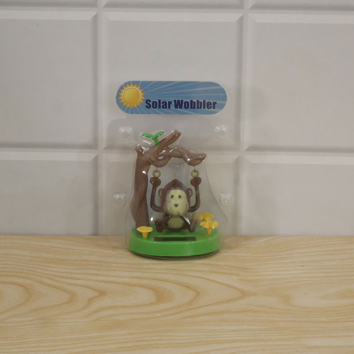 Solar dancing monkey swing decor - actual card packing