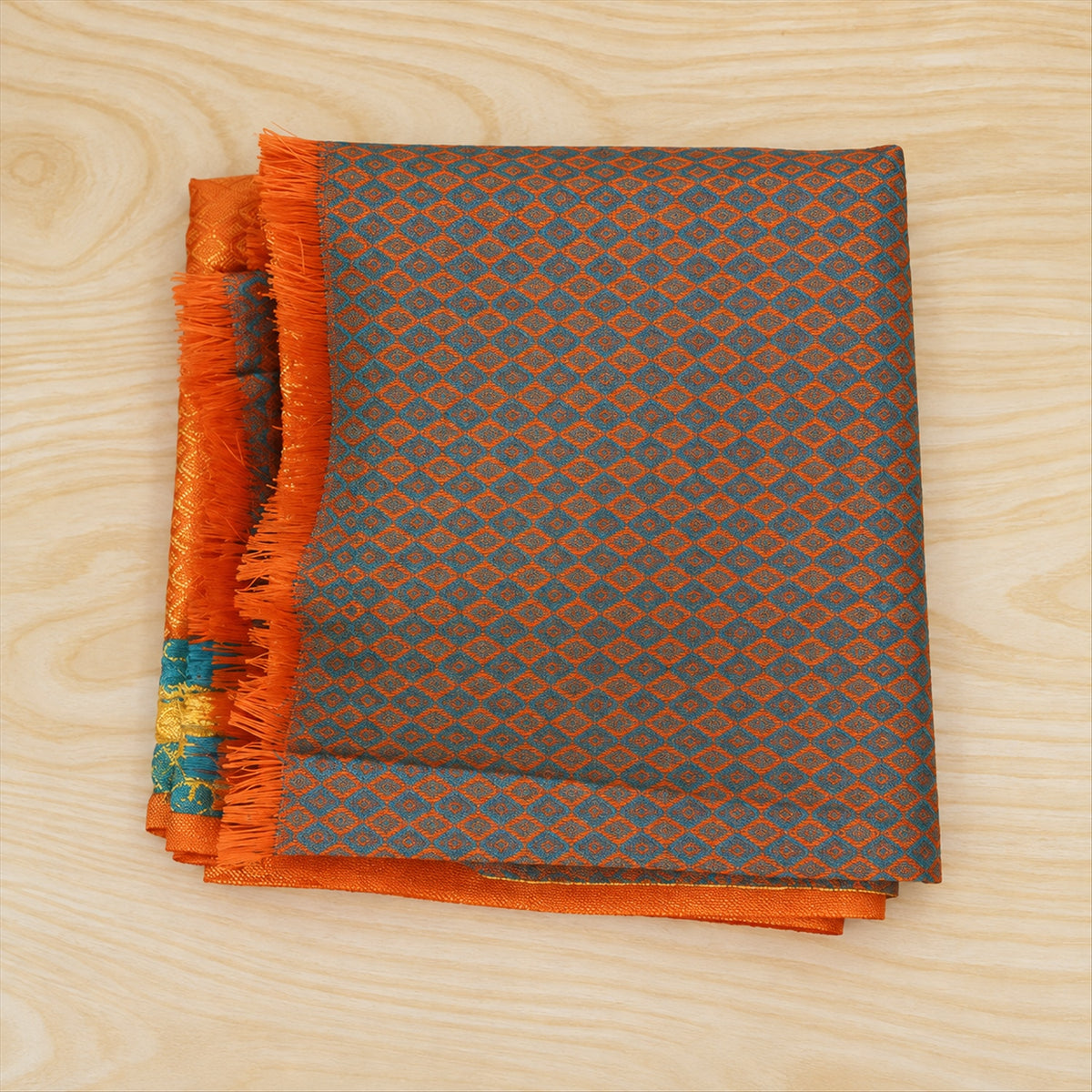 Shawl with contrast borders - actual product