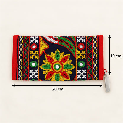 Wallet size 20x10cm