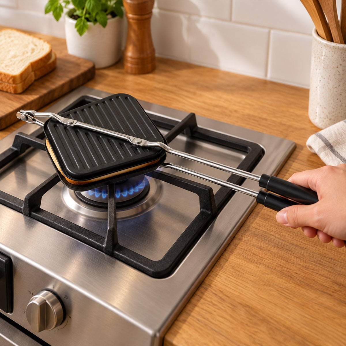 Stovetop non-stick sandwich toaster with long handles, product view 3