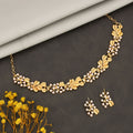 Gold-Tone Leaf Pearl Choker – Elegant Faux Pearl Necklace Set
