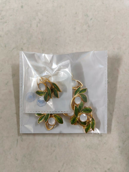 Gold-Toned American Diamond Floral Drop Set