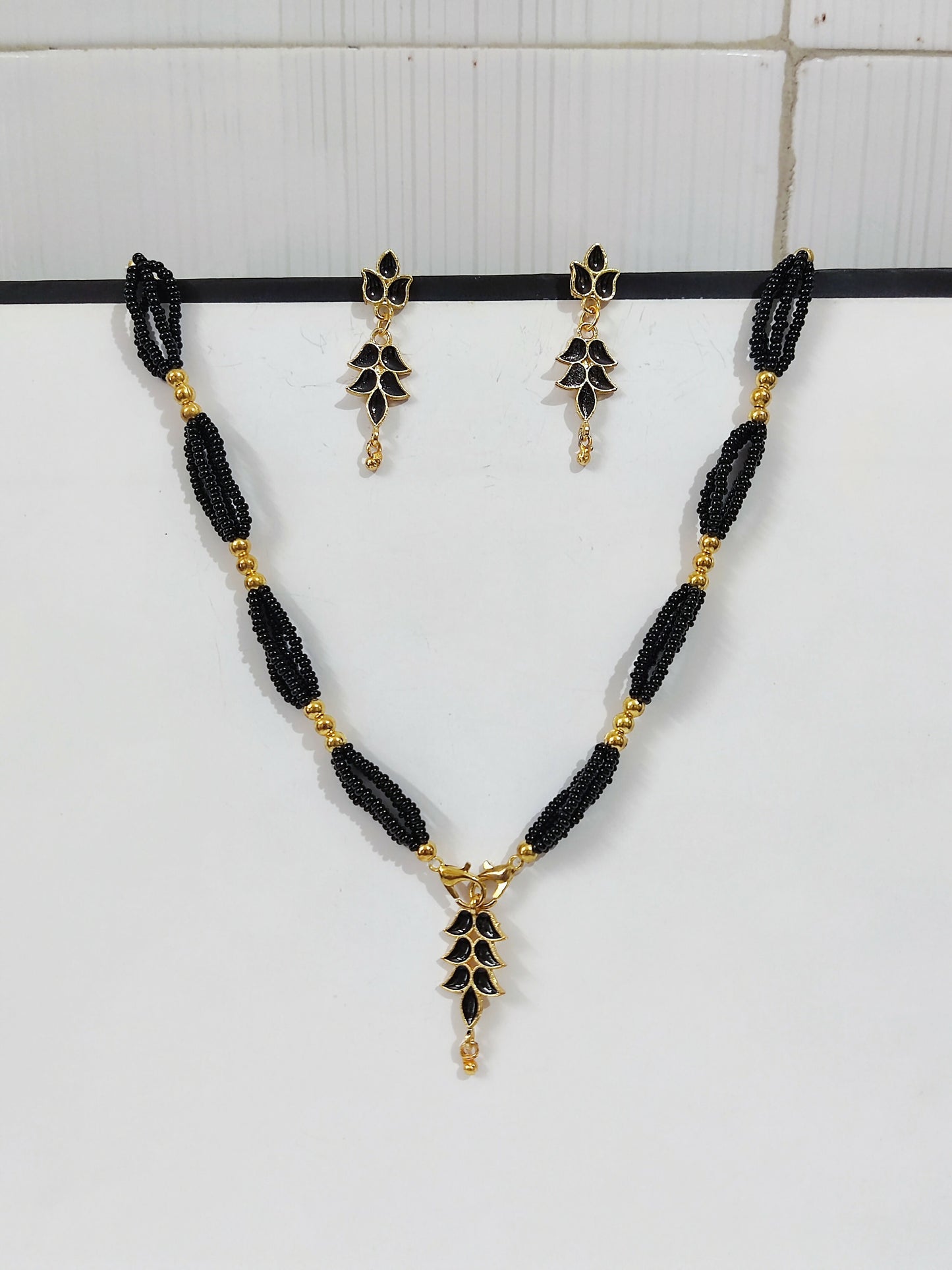 7P BLACK
