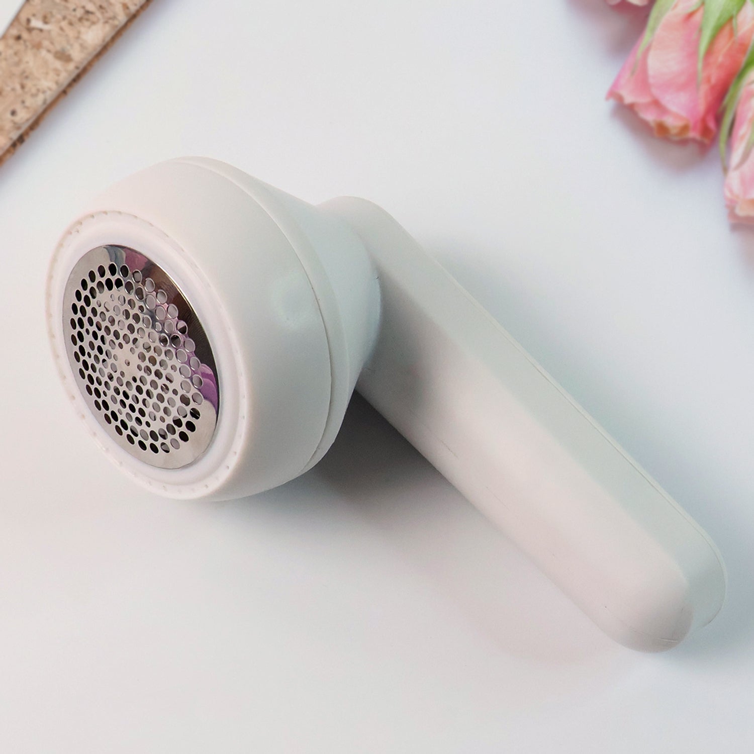 Portable Lint Remover with USB Cable (1 Pc)