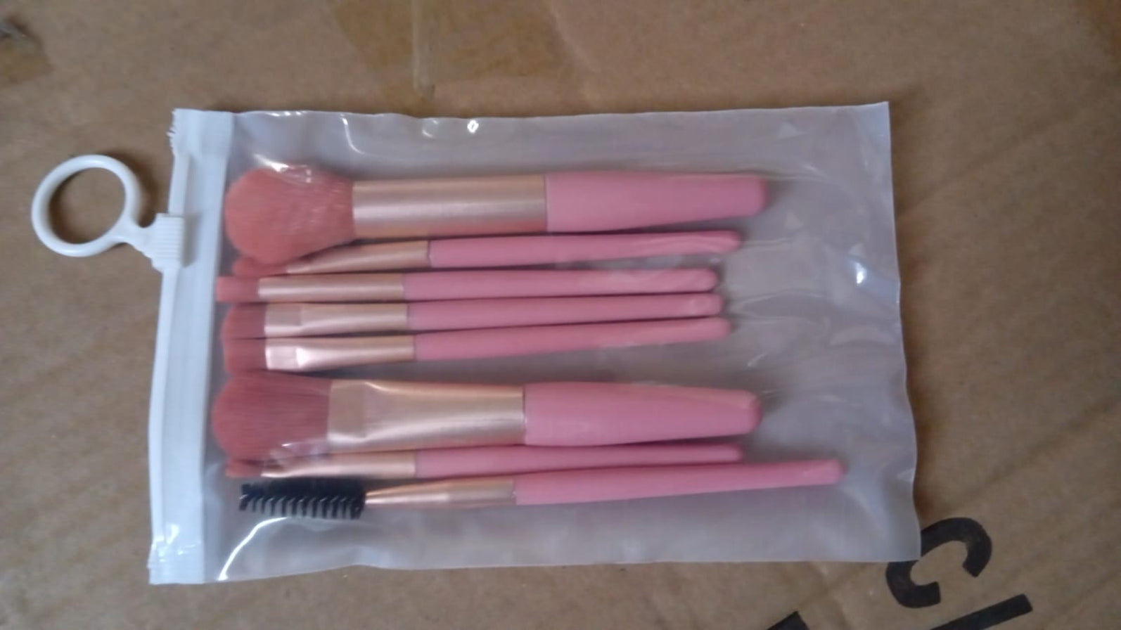 8 Pcs Mini Makeup Brush Set With Case Portable Foundation Brush Kit T — Deodap 4057