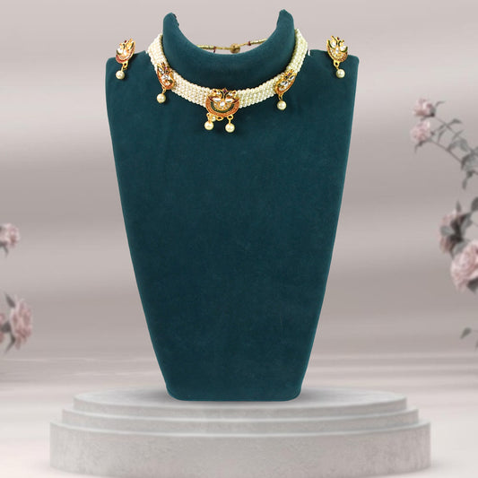 Chik Moti Necklace Set – Elegant and Timeless