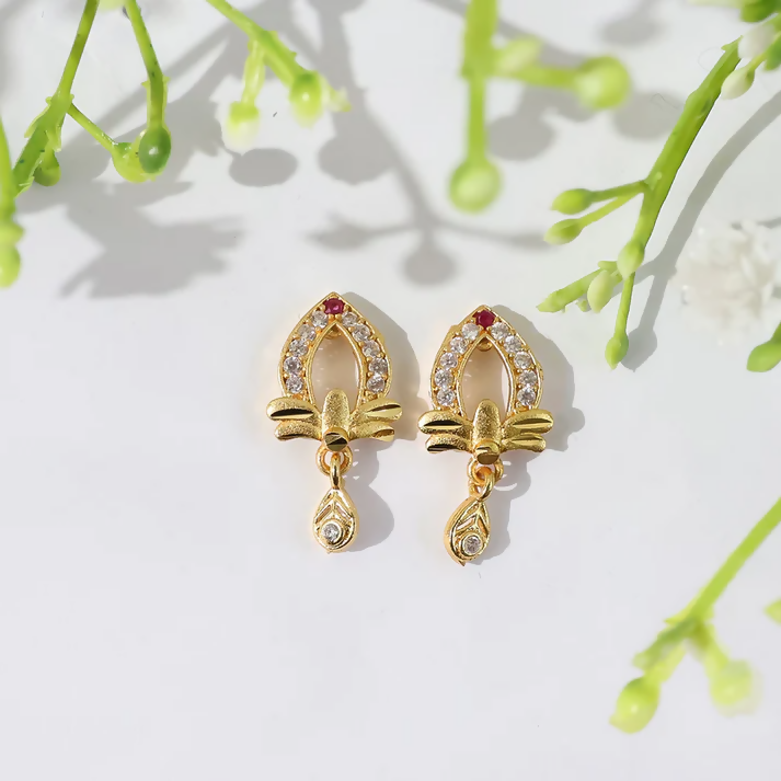 Designer Gold Earrings with Elegant Teardrop Cut & Crystal Work