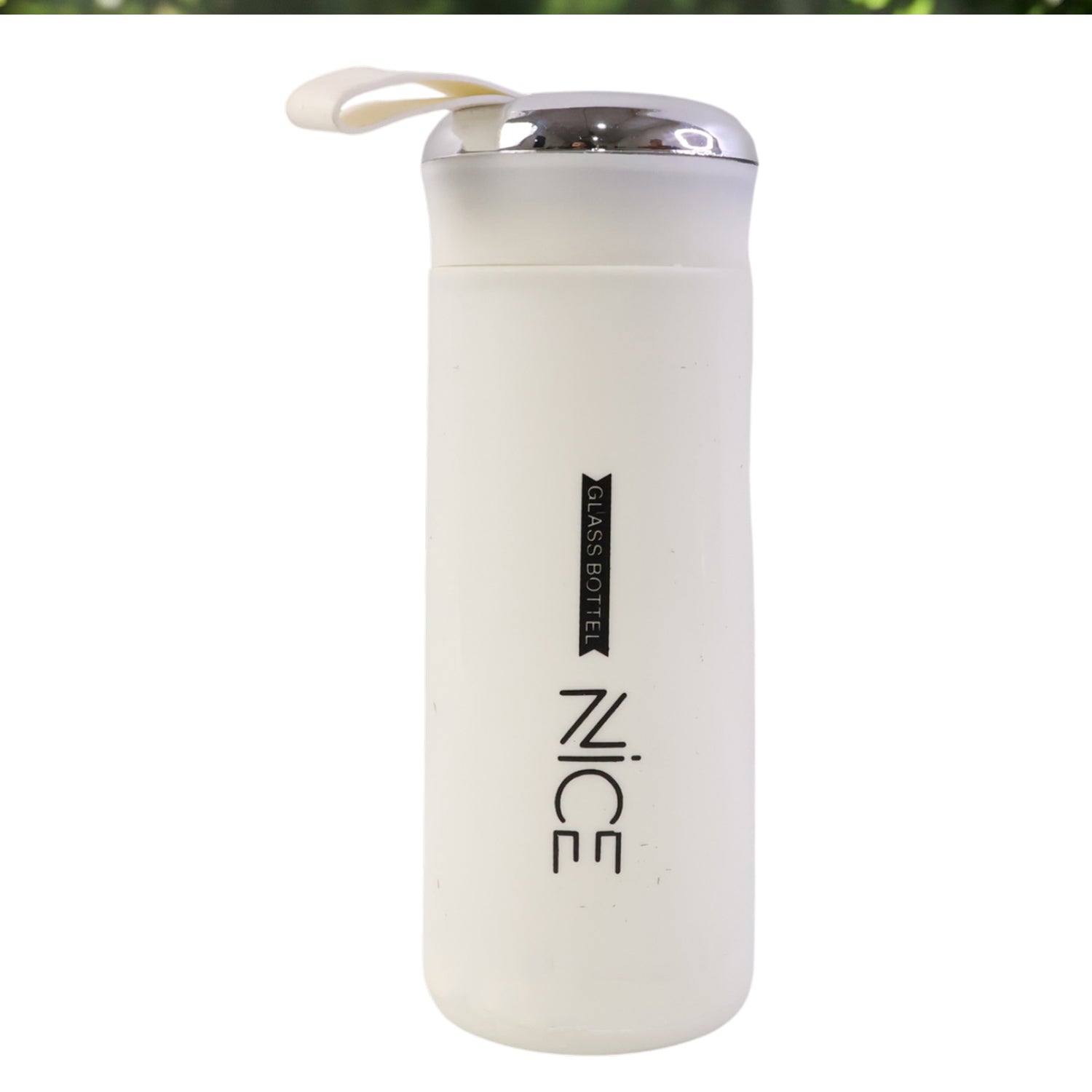 Glass water bottle ideal for gym and office use
