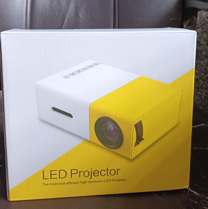 Portable Mini LED Projector (1 Set)