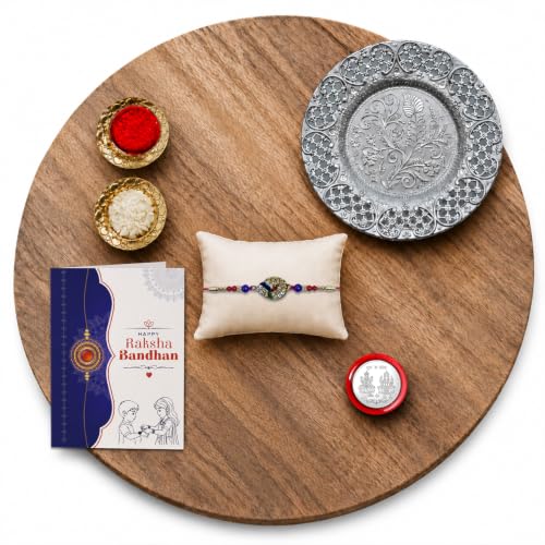 Thoughtfully packed Rakhi Combo gift box for brothers.