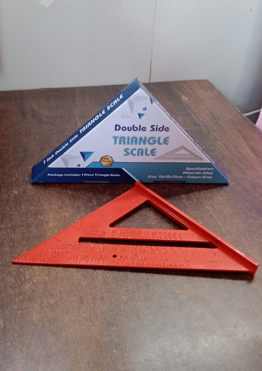 Double Side Scale Triangle / Ruler Measurement Hand Tool (1 Pc / Red)