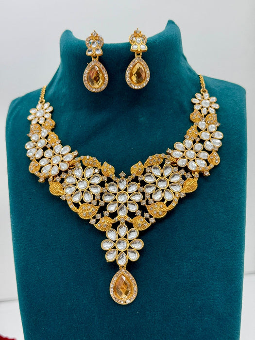 Beautiful Flower Design Necklace Set with Earrings - Elegant Floral Jewelry