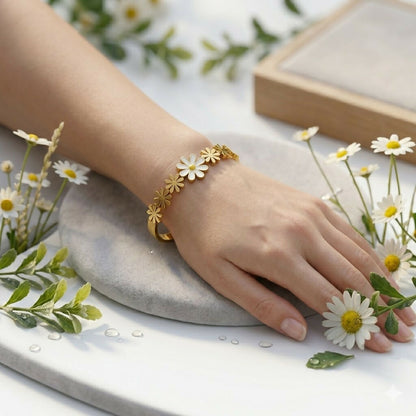 Polished gold-tone solid bangle style