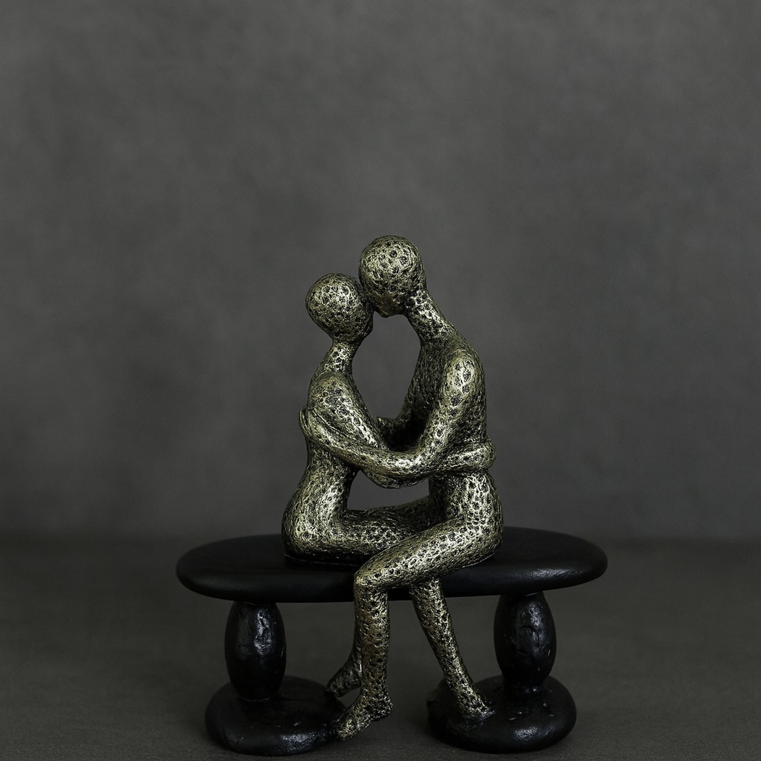 Abstract Hugging Couple Sitting Showpiece for Home Decor & Gifting