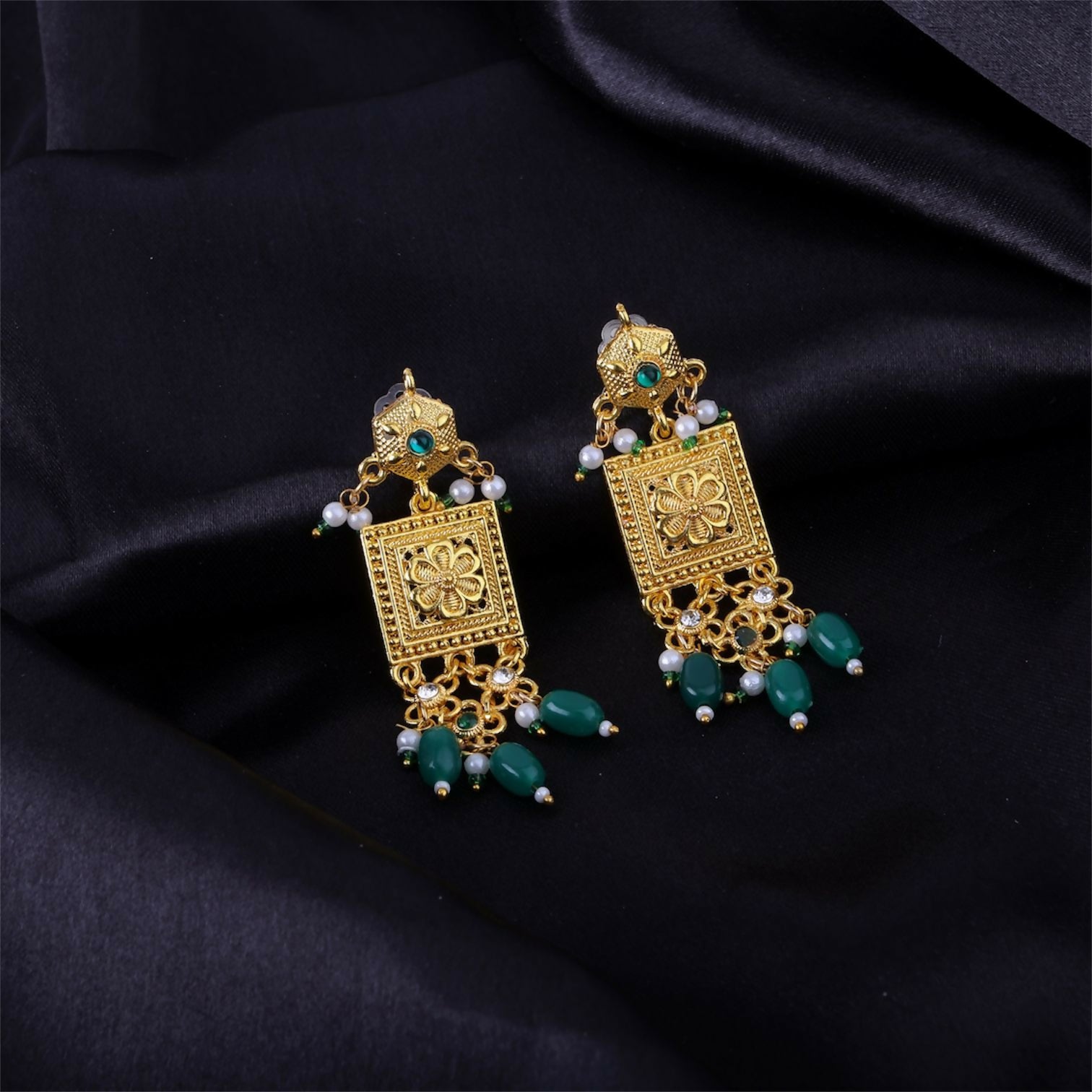 Rajputi Royal Green Aad – Traditional Rajasthani Jewellery set with Earrings for Women & Girls