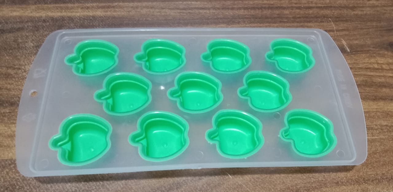 Silicone Mold Ice Cube Tray Creative Sweet Multi Type Ice Tray , Ice Cube Trays Multi Fruit Shape Ice Tray (1 Pc)