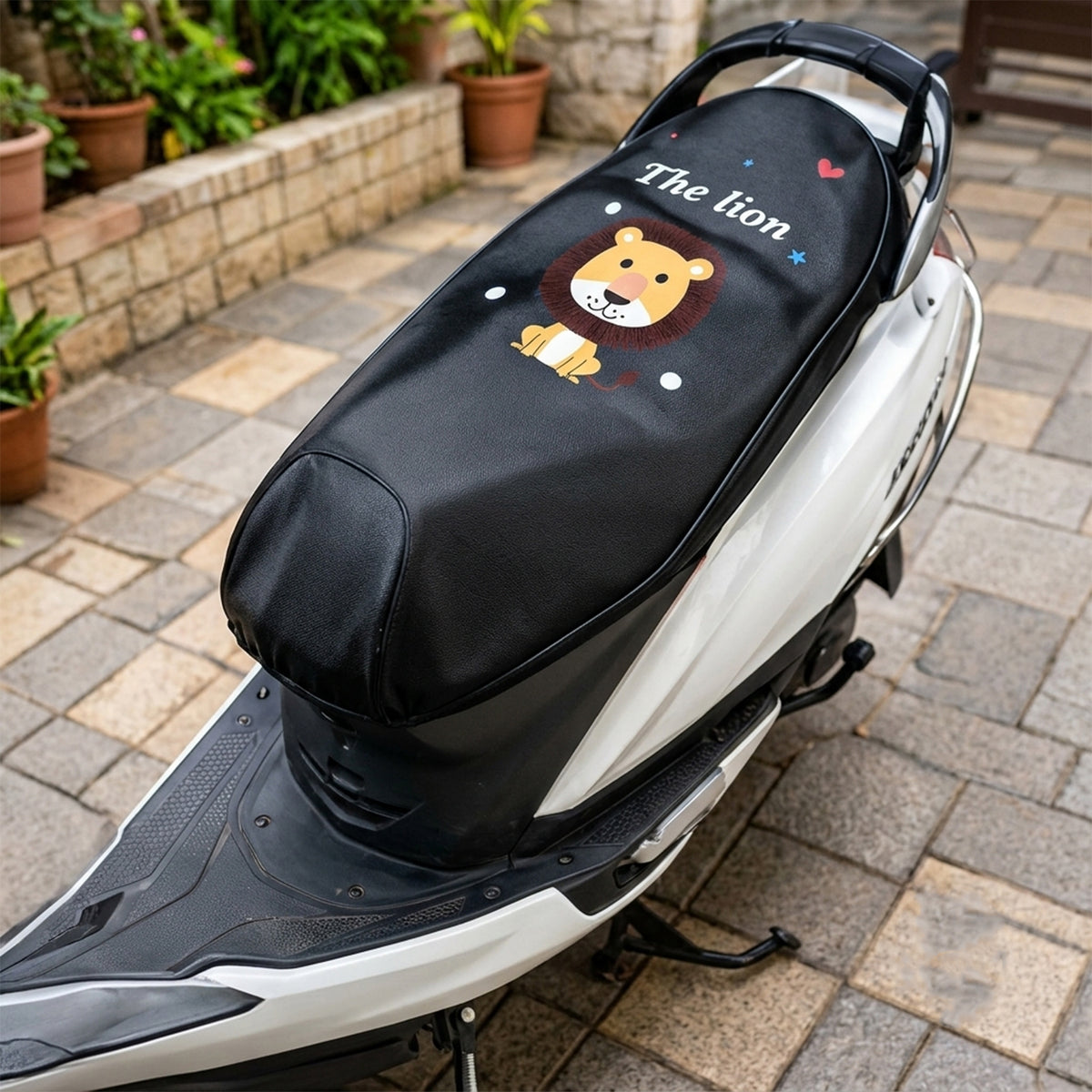 Scooter Seat Cover with Cartoon Lion Print and Elastic Edge, 60 cm (1 Pc)