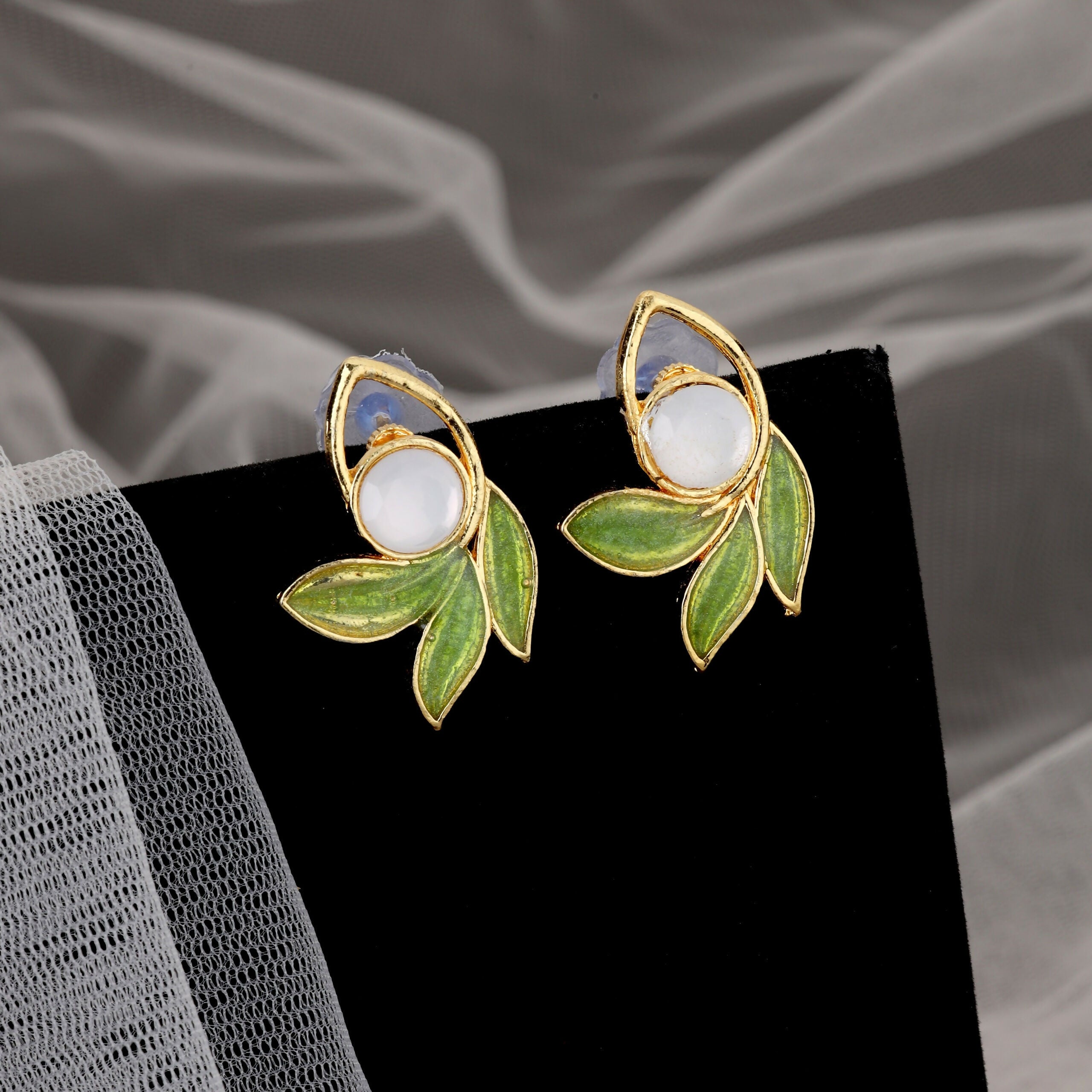 American Diamond Gold-Toned Floral Drop Set – Elegant Design