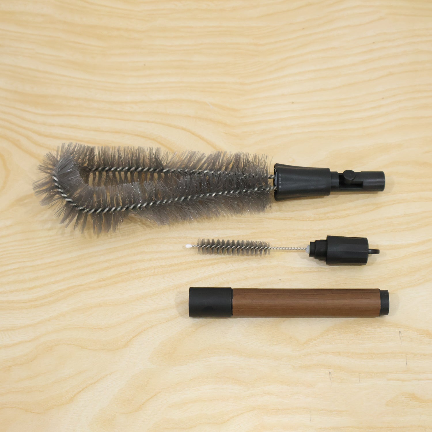 Live photo of detachable bottle brush