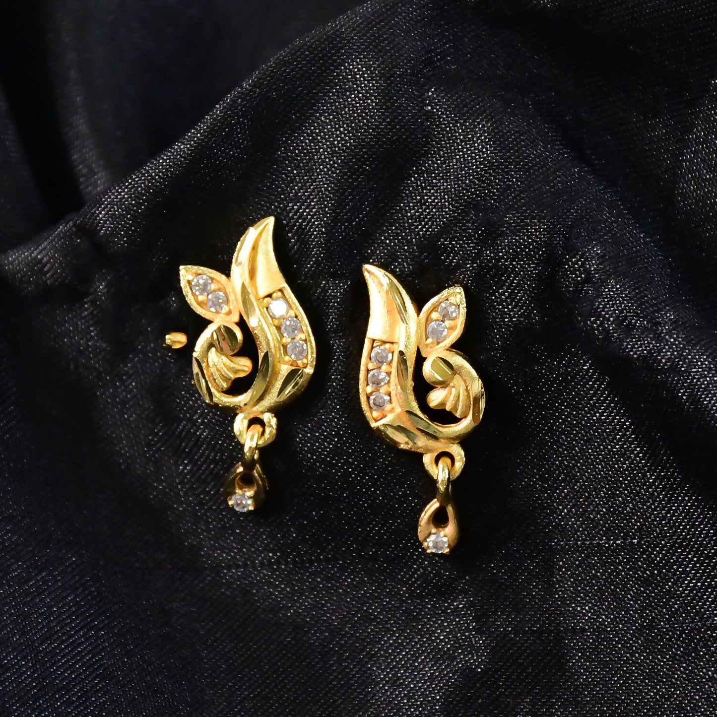 Curved Designer Drop Earrings with Crystal Highlights – Elegant Look