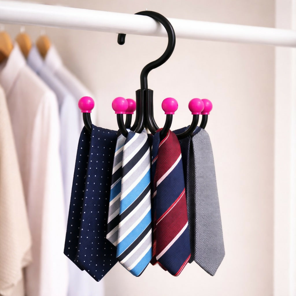 Close-up of sturdy hooks on hanging organizer rack