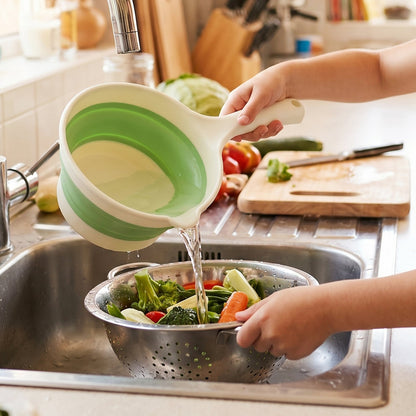 7195 foldable water dipper scoop live use