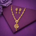 Ethnic Necklace Set – Elegant Floral Pendant Design & Matching Earrings