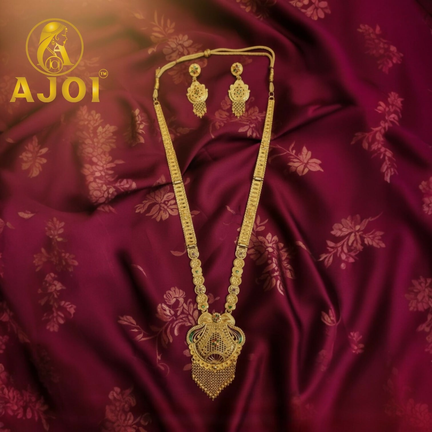 Heritage Glow long necklace set featuring ornate pendant and detailed chain