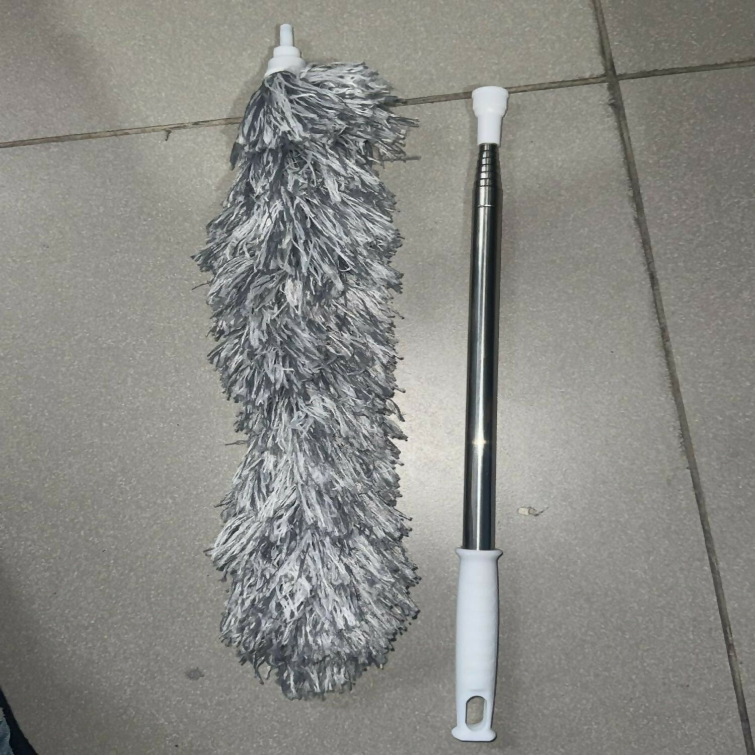 Adjustable Ceiling Cleaning Duster with Light Pole for Home Cleaning