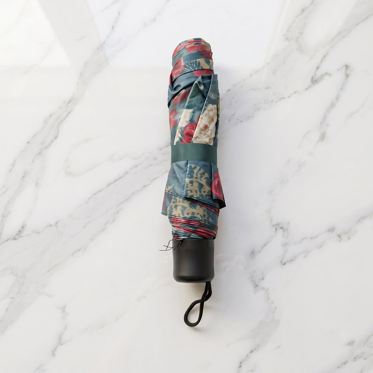 Lightweight foldable floral umbrella for rain and travel - image 3