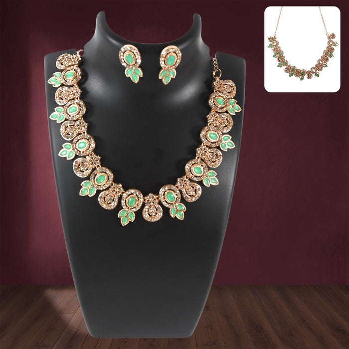 Green & White Diamond Necklace Set