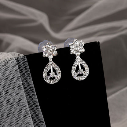 Elegant Silver-Toned American Diamond Jewellery Set